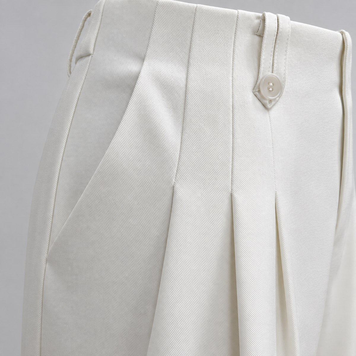 White Button-Tab Pleated Wide-Leg Trousers — 3